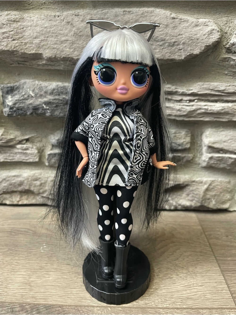 OMG Groovy Babe Doll